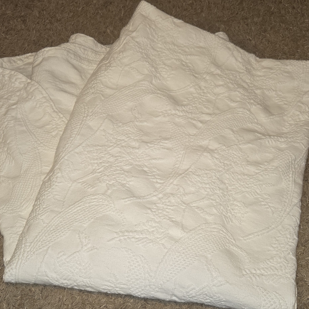 Columbine Cody Home Collection Queen Coverlet White Floral 100% Cotton